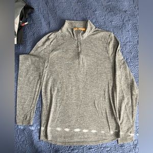 Mens omniwool large 1/4 zip Pullover base layer.